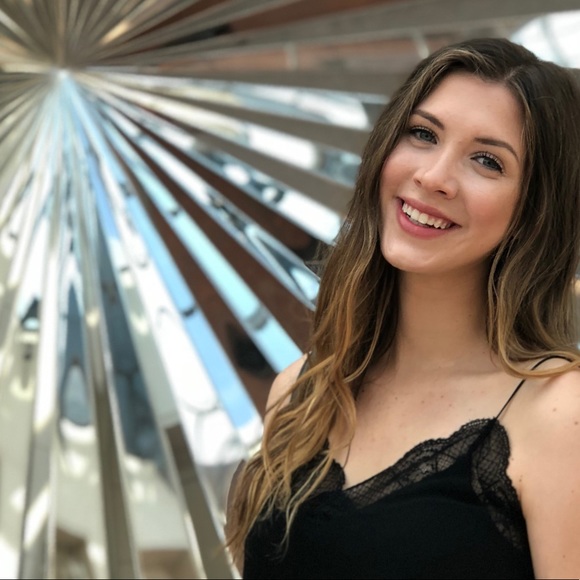 Meet the Posher Other - Meet your Posher, Gillian